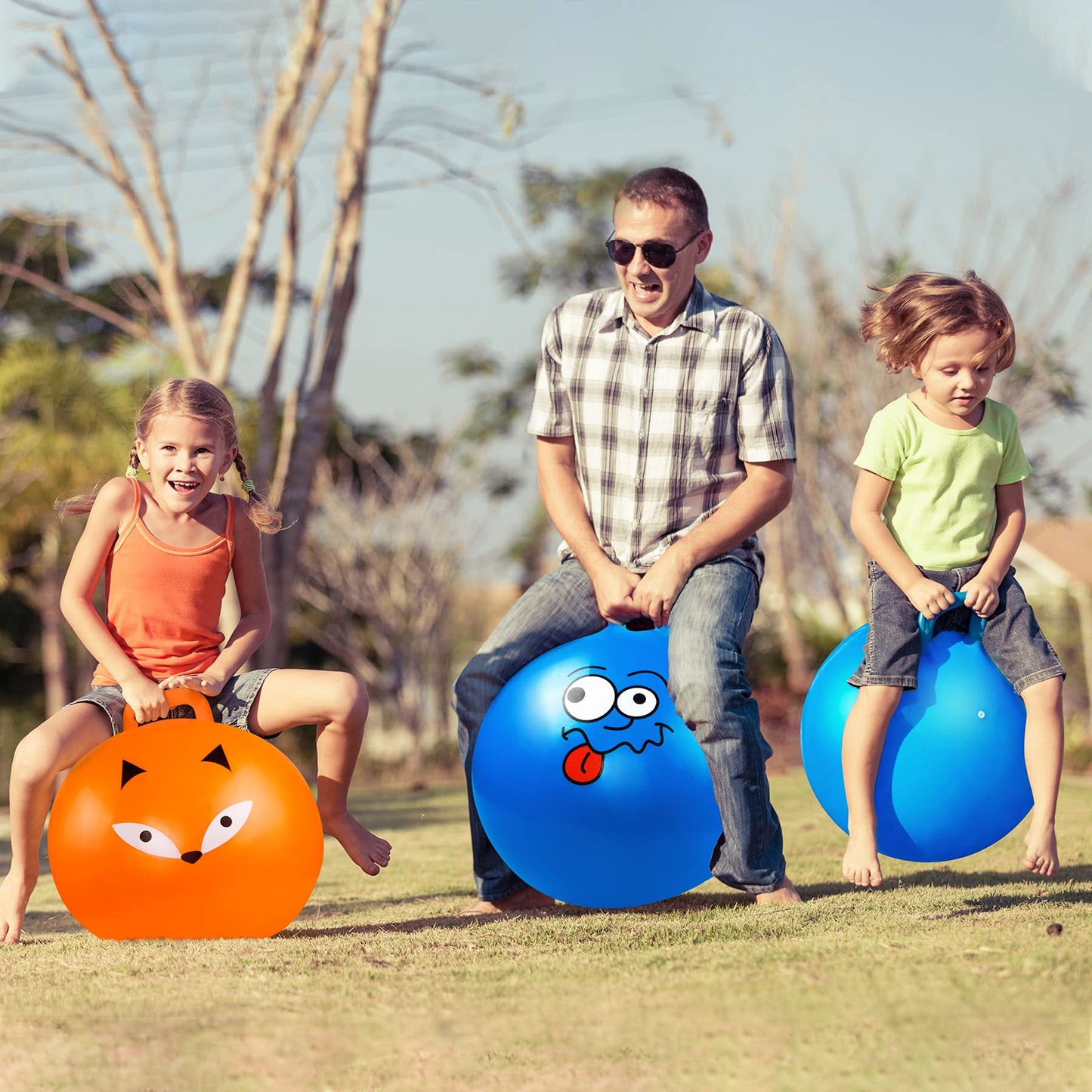 U&C Planet Hopper Ball, 22 inches Bouncy Ball with Handle for Kids Age 7-12, Hoppity Hop Sit and Bounce Jumping Hopping Toy with Pump & Gift Box, Great Gift for Birthday Christmas, Blue Emoji