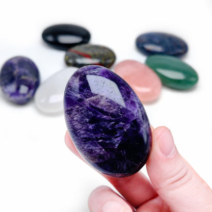 BEAUSIOO 2.4" Amethyst Palm Stone for Anxiety Relief, Healing Crystal for Meditation & Stress Relief, Polished Pocket Stone with Gift Box