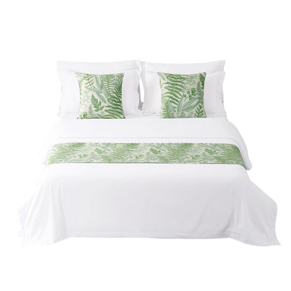 AMBERIS Forest Pattern Bed Runner, Soft and Cozy Bed Scarf Country Style Decoration (Pillowcases Sold Separately)