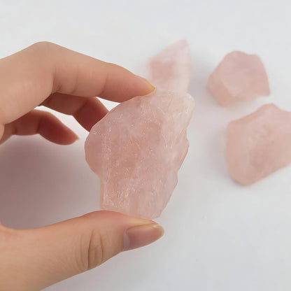 3-5Pcs Rose Quartz Natural Raw Crystals 1''-2'' Rough Stones Rocks for Tumbling Polishing Cabbing Gemstones Crystals and Healing Stones for Wicca Reiki,Fountian Rocks for Decorations (Rose Quartz)
