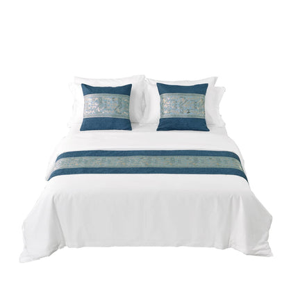 AMBERIS Chenille Bed Runner, Durable Decorative Bed Scarf for Home and Hotel (Pillowcases Sold Separately)