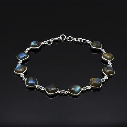DESIGN HUB Bracelet for Women Sterling Silver Labradorite, Cushion Cabochon Multi-Stone Chain, 7-8 Inch Adjustable Length, 25.85 Carat Blue Gemstones