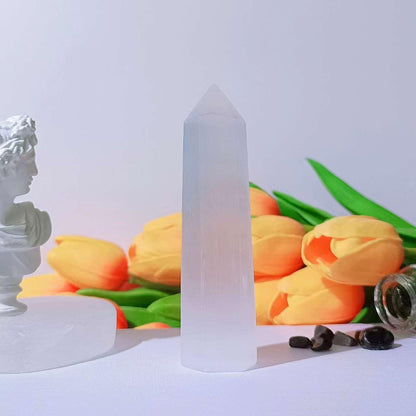 LAIDANLA Selenite Healing Crystals Wands 3.5-4" Natural Reiki Energy Wand Stone Hexagonal Point Obelisk Large Crystal Gemstones for Meditation Therapy Crystal Grid Gifts Decoration 1Pcs