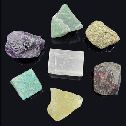 7Pcs Energy Crystals for Money and Success Manifestation Raw Crystals Set of Selenite,Green Aventurine,Citrine,Amazonite,Garnet,Pyrite,Amethyst (Crystals for Success and Money)