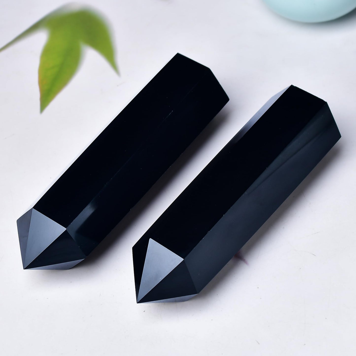 WUYOUSHI Large Black Obsidian Crystal Tower 6" Natural Healing Crystal Wand 6 Faceted Chakra Crystal Point Reiki Meditation Therapy Home Decoration Gift(0.85-1lb)