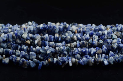 Natural Chip Stone Beads Blue Sodalite 5-8mm About 400 Pieces Irregular Gemstones Healing Crystal Loose Rocks Bead Hole Drilled DIY for Bracelet Jewelry Making Crafting (5-8mm, Blue White Sodalite)