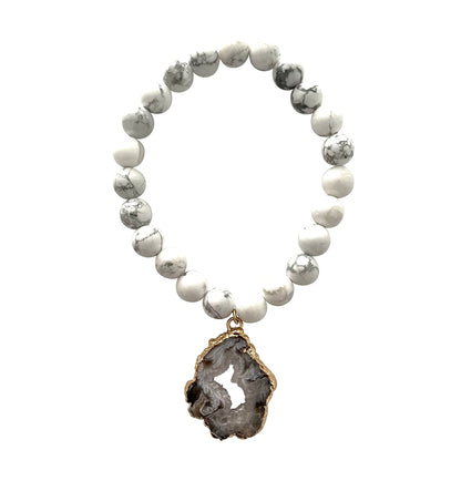 T. VICTORIA White Howlite Natural Crown Chakra Healing Anxiety Beaded Agate Slice Charm Gemstone Bracelet 7"