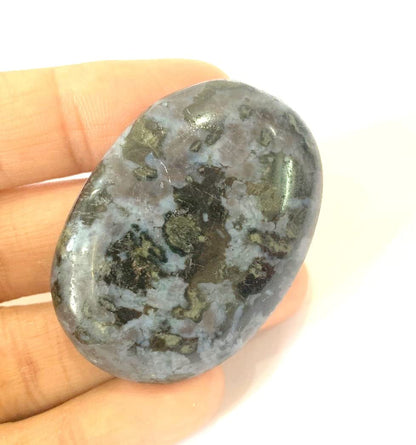 crystalmiracle Natural Mystic Merlinite Thumb Worry Stone Positive Energy Crystal Healing Thumb Stone for Metaphysical Powerful Health Wealth Reiki Protective Meditation Feng Shui Gifts for Men Women