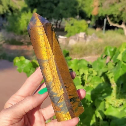 Natural Tiger Eye Stone Crystal Point Wand 5.9 Inch Reiki Healing Crystal Wand for Reiki Chakra Balancing Meditation & Spiritual Energy Therapy(5.9inch Wand Tiger Eye Stone)
