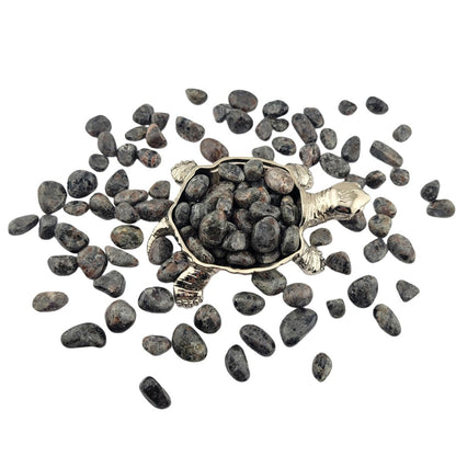 1,000 Carats Flame Yooperlite Handpicked Tumbled Stones Crystals Chips 0.2''-0.5'' Bulk Pocket Stones for Healing, Reiki, Meditation, Witchcraft and Home Decorations (Flame Yooperlite)