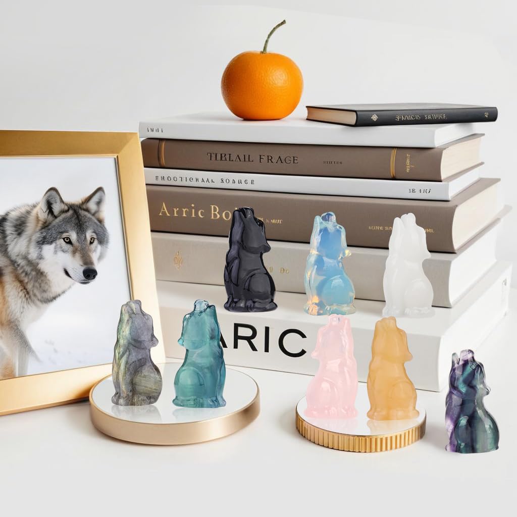 QLRSUXN Labradorite Howling Wolf Crystal Figurines, 2.2 Inch Wolf Totem Spirit Animal Statue Decor for Home Office Desk Altar, Hand Carved Natural Healing Crystal Sculpture Gifts for Women Men