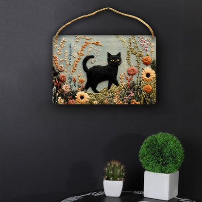 CDSASHCA Embroidered Black Cat In Flowers Wooden Sign 12x8 Inch, Charming Pet Wood Wall Art for Living Room, Rustic Farmhouse Wall Decors, Ideal for Cat Lovers & Nature Enthusiasts
