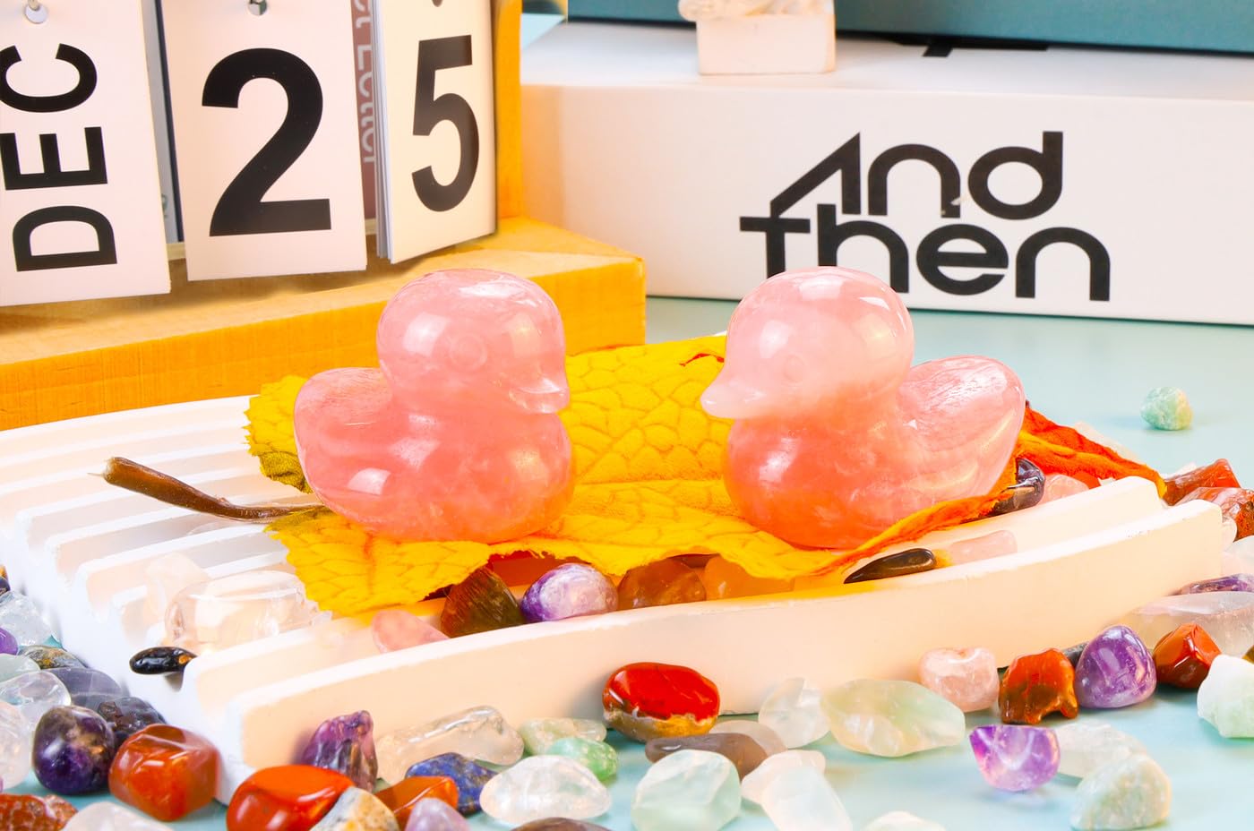DUQGUHO Duck Figurine Gifts Statue Pink Ducks Mom Deocr Gift Rose Quartz Crystals Stones Duck Lovers Duck Collectible Desk Mothers Day Office Deocration