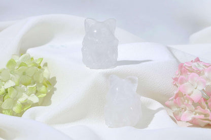 LAIDANLA 2" Clear Quartz Fox Figurine Healing Crystals Fox Statue Hand Carved Natural Gemstone Polished Reiki Spiritual Pocket Animal Sculpture Home Office Room Desk Decor