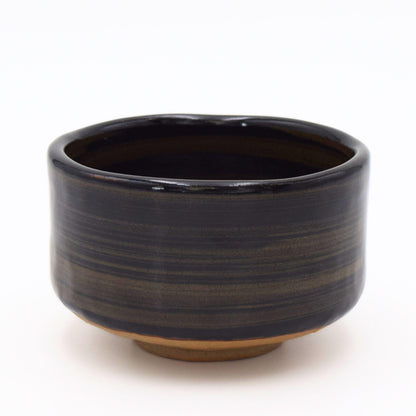 Product of Gifu Japan Ceramic Matcha Bowl, Handmade Chawan Japanese Green Tea Cup, Matcha Mixing Bowl, 400ml 13.6 oz, Brush Stroke Pattern, Black
