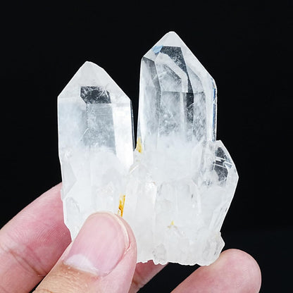Erliway 1 Pcs Natural Clear Quartz Crystal Cluster, Clear Pineapple Quartz Cluster Healing Crystal, Raw April Birthstone Crystals for Birthday Gift Reiki Healing and Home Decoration (0.11-0.15 lb)