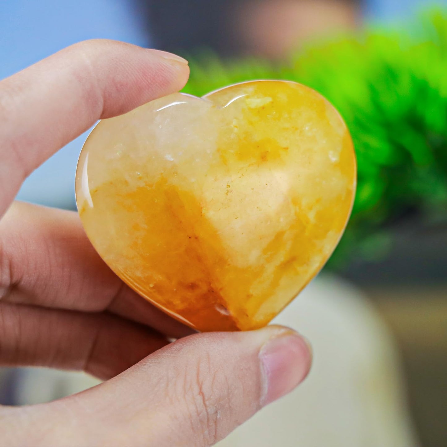 LEADGEM Citrine Crystal Heart Worry Stone for Anxiety Healing Crystals 2Inches Gemstone Heart Shaped Stone for Love,Meditation & Home Decor,Gift for Loved Ones