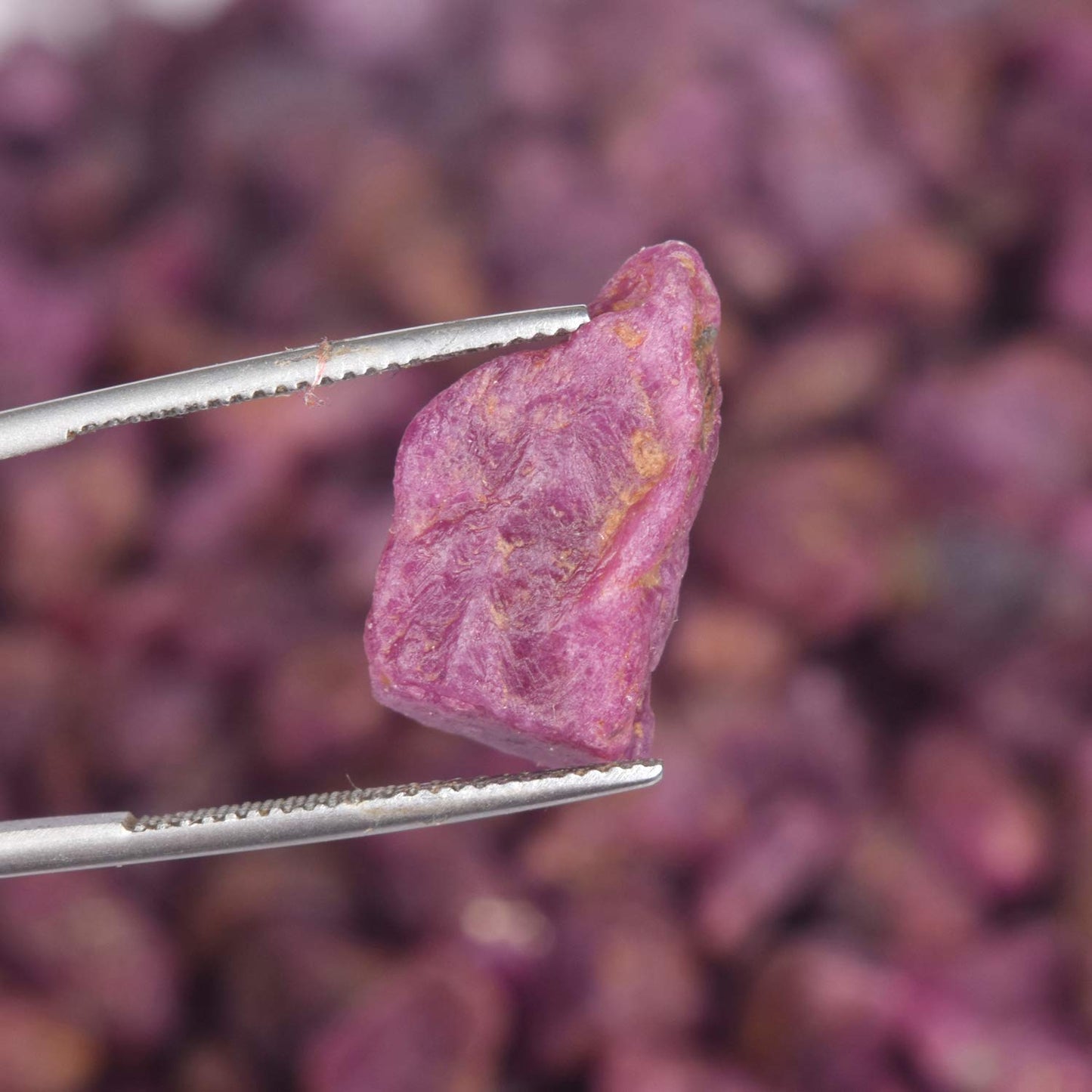 GEMHUB 100 Ct Star Ruby Rough Stones Set of 10 Pcs - Raw Rocks Perfect for Tumbling, Lapidary Polishing, Reiki, Crystal Healing and Craft Gemstone Beads