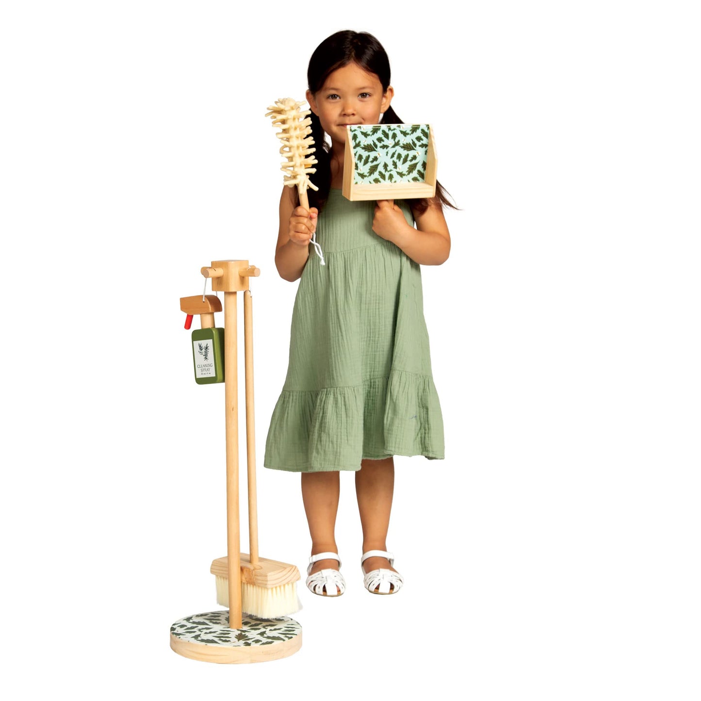 Manhattan Toy Decorative 5-Piece Wooden Pretend Housekeeping Cleaning Set for Kids 3 + Year Old and Up