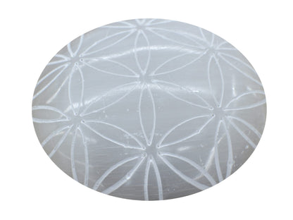 Amazing Gemstone Selenite Palm Stone - Flower of Life Engraved Hot Massage Worry Stone for Natural Body Chakra Balancing, Reiki Healing and Crystal Grid