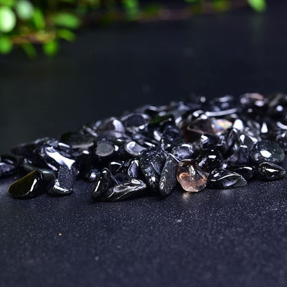 Natural Black Obsidian Tumbled Chips Crushed Crystal Stone, 7-9mm Polished Healing Crystal Chips Healing Reiki Crystal Jewelry Making Home Decoration