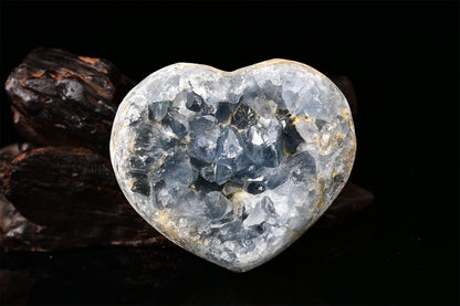 AMOYSTONE Heart Celestite Crystals Natural Healing Crystal Blue Geode Raw Celestite Clusters Large Crystal Stone for Reiki, Gifts, Decor with Plastic Stand 3.6"-4"