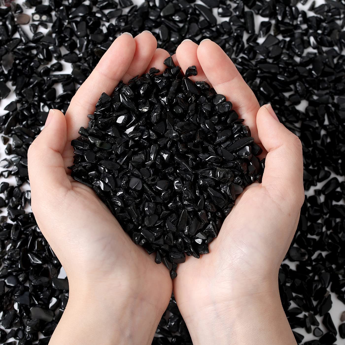 MAIBAOTA Natural Black Obsidian Crystal Quartz Rocks Chips Vase Filler Rocks for Succulent Plant Small Fish Tank Aquarium Gravel Decorative Pebbles Stones(200 gram)