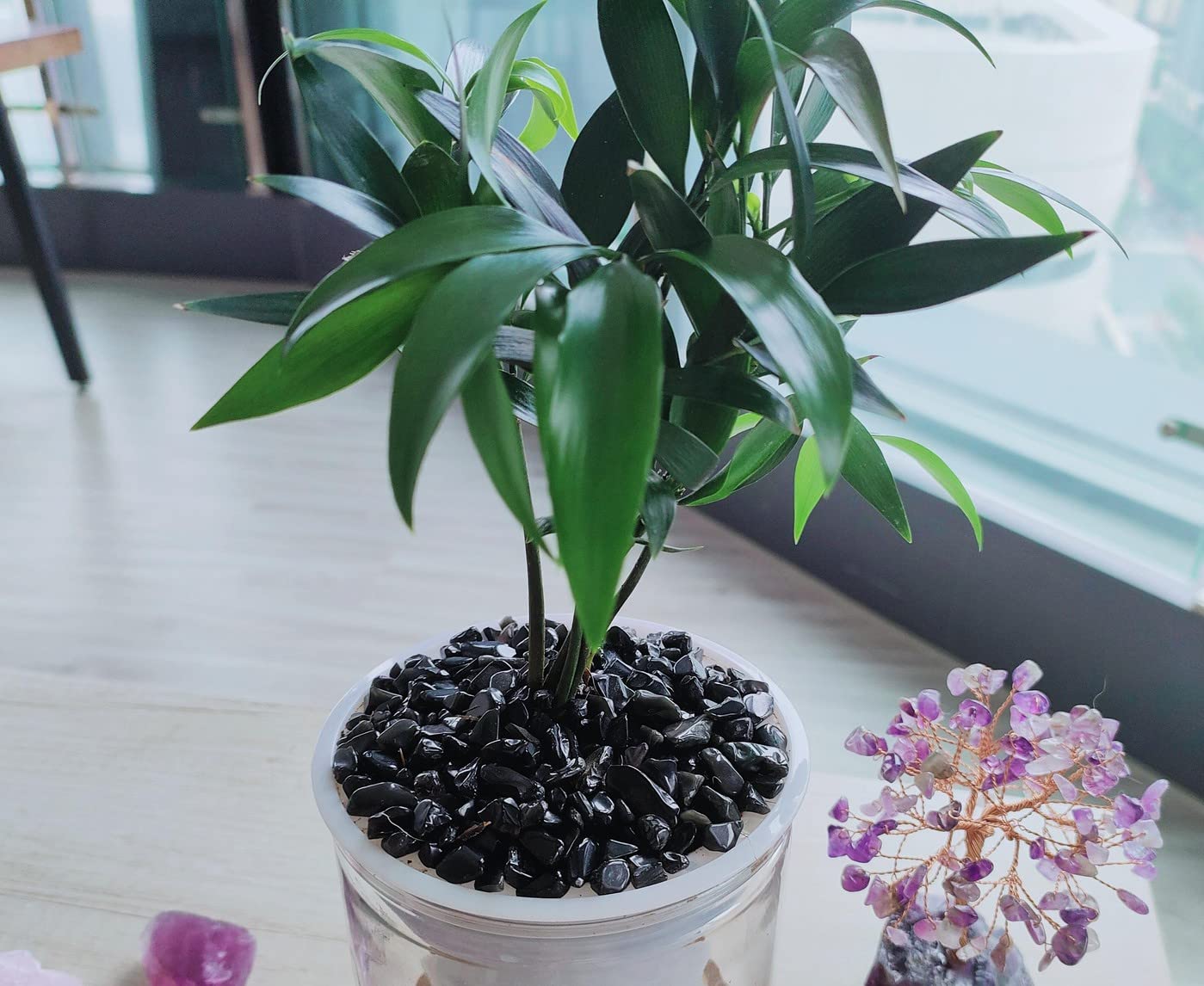 ZHIYUXI Obsidian Crystal Vase Filler Crystal Chips Stone for Decoration Succulent Plants Vase Fish Tank Gravel Crushed Crystals Chips Gemstone Polished Healing Crystals Quartz Home Decor Gem Stones