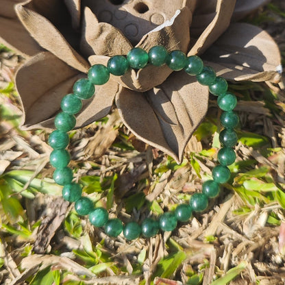 8mm Emerald Bracelet | Natural Green Heart Chakra Crystal Beads - Handmade Gemstone Meditation Bracelet for Abundance & Love & Luck | Beading Tool Kit - Fits for 6.5-7.5 inch Medium Wrist Size