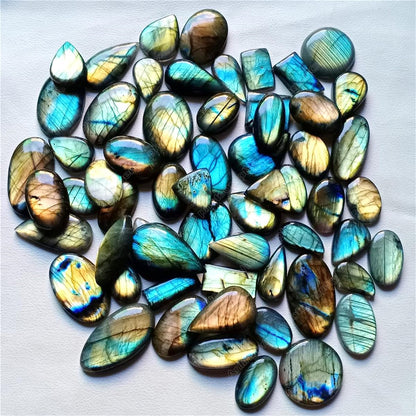 Anlingem 10Pcs Natural Labradorite Crystal Pendant Polished Stone Healing Palm Irregular Stones Rainbow Healing Meditation Birthday Gifts AL-10PCKIT