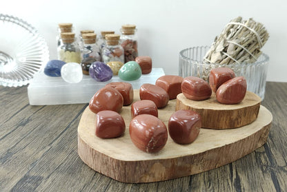 MAIBAOTA Red Jasper Stones Bulk Tumbled Crystals Polished Stones Natural Gemstones for Vase and Decoration