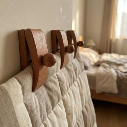 Walnut Adjustable Large Quilt Hanger for wall for Display,Wooden Heavy Duty wall Hanger Clips for Tapestry,Rug,Carpet and Duvet Covers,Poster Frame Nails and Hanging kit (Mid-Century Curved Clip)