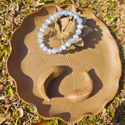 TaHLga Natural Selenite Bracelet 8mm | Aqua Blue | Crown Chakra Crystal with Cat-eye Effect | Handmade Meditation Healing Bracelet for Women Men | Beading Tool Kit - Fits for 6.5-7.5 inch Wrist Size