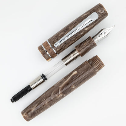 Monteverde USA Avenue of the Baobabs Fountain Pen – Beige Swirl Stub Nib with Free 15ml Ink Bottle – Calligraphy & Everyday Luxury Gift for Collectors & Writers