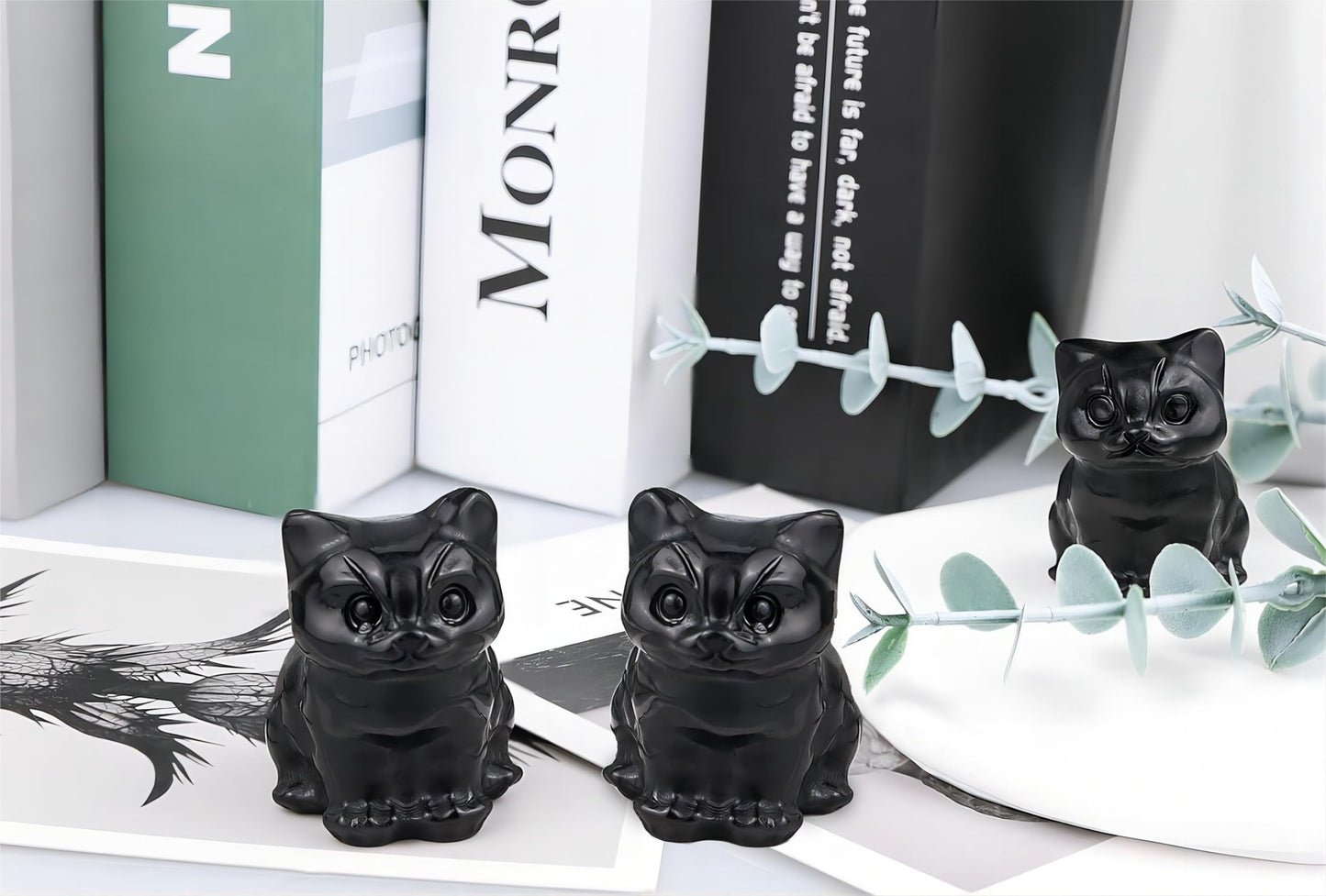 QINJIEJIE Black Obsidian Cat Decor Statue Carved Stone Figurine Healing Crystals Gift Natural Gemstone Home Sculpture Office Room Desk Decoration Sitting Black Cat Gifts for Men Stocking Stuffers