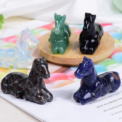 Ytbeoxk 2.2 Inch Black Obsidian Horse Crystal Figurines,Hand-Carved Healing Crystals Decor, Horse Statues Stone Energy Gemstones,in Bedroom Office Meditation Memorial Gifts for Girls and Women