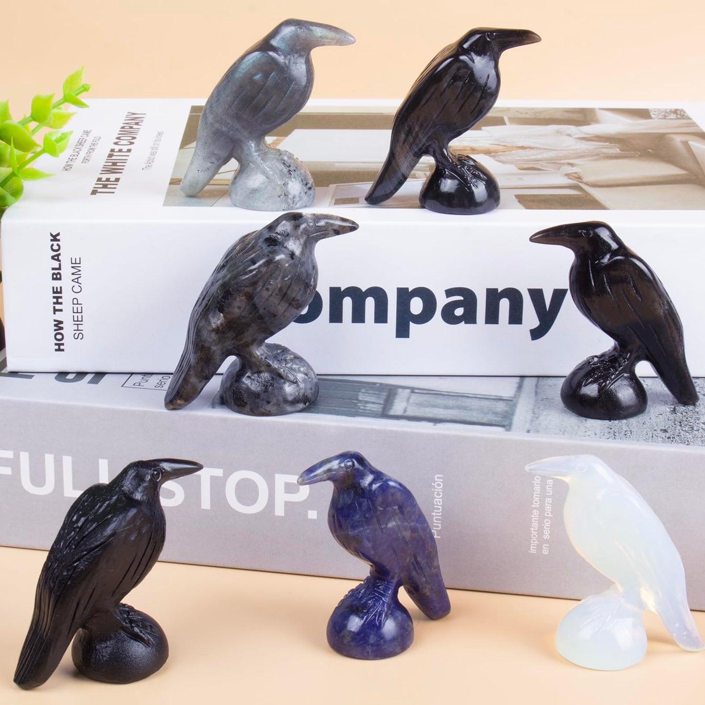 QLRSUXN Natural Labradorite Raven Figurines,2 Inch Healing Crystal Animal Statues,Lucky Guardian Pocket Crow Figurines as Women’s Gifts,Raven Statues for Office Home Decor and Ornament.