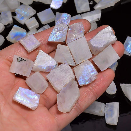 Duggu 6 pcs 100 carats Natural Rainbow Moonstone Rough Gemstone, Raw Crystals, Moonstone Rock, Jewelry Making Supplies, Chakra Healing, Energy Stone, Crafts & DIY Stone, 16 to 20mm