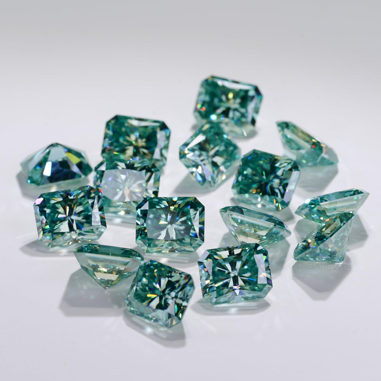 Radiant Cut 2.0ct VVS1 Blue Green Moissanite Loose Gemstones for Jewelry Making With Certificate