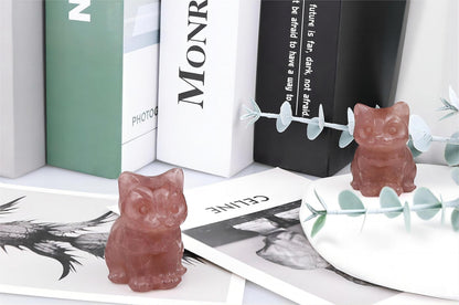 QINJIEJIE Strawberry Quartz Cat Crystals Figurines Carved Stone Healing Crystal Gemstone Sculpture Home Office Decoration Sitting Cat Statue Gifts for Women