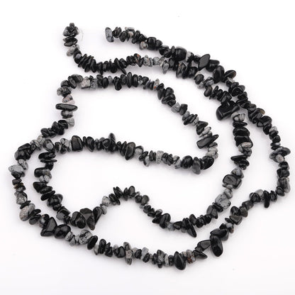 200pcs Natural Irregular Chip Stone Beads 5-8mm Pre-Drilled 30-inch Strand Semi-Precious Healing Crystal Beads for DIY Jewelry Making Bracelet Chakra Crafts Snowflakes