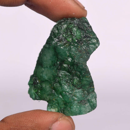 GEMHUB Gemstone Beads Protection Green Emerald Healing Crystal 100.00 Carat Natural Raw Uncut Rough Gems