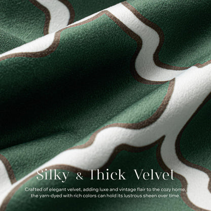 Phantoscope Set of 4 New Living Series Leaf Geometric Throw Decorative Velvet Pillow Cover Cushion Cover, Christmas Green 18 x 18 inches 45 x 45 cm