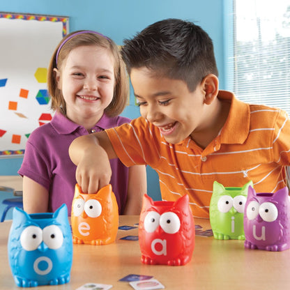 Learning Resources Vowel Owls Sorting Set - Phonics Games for Kids, Vowel Sounds, Toddlers Vocabulary Building, ABC Word Game, Reading skills Toys, Learn to Read, Gifts for Boys and Girls