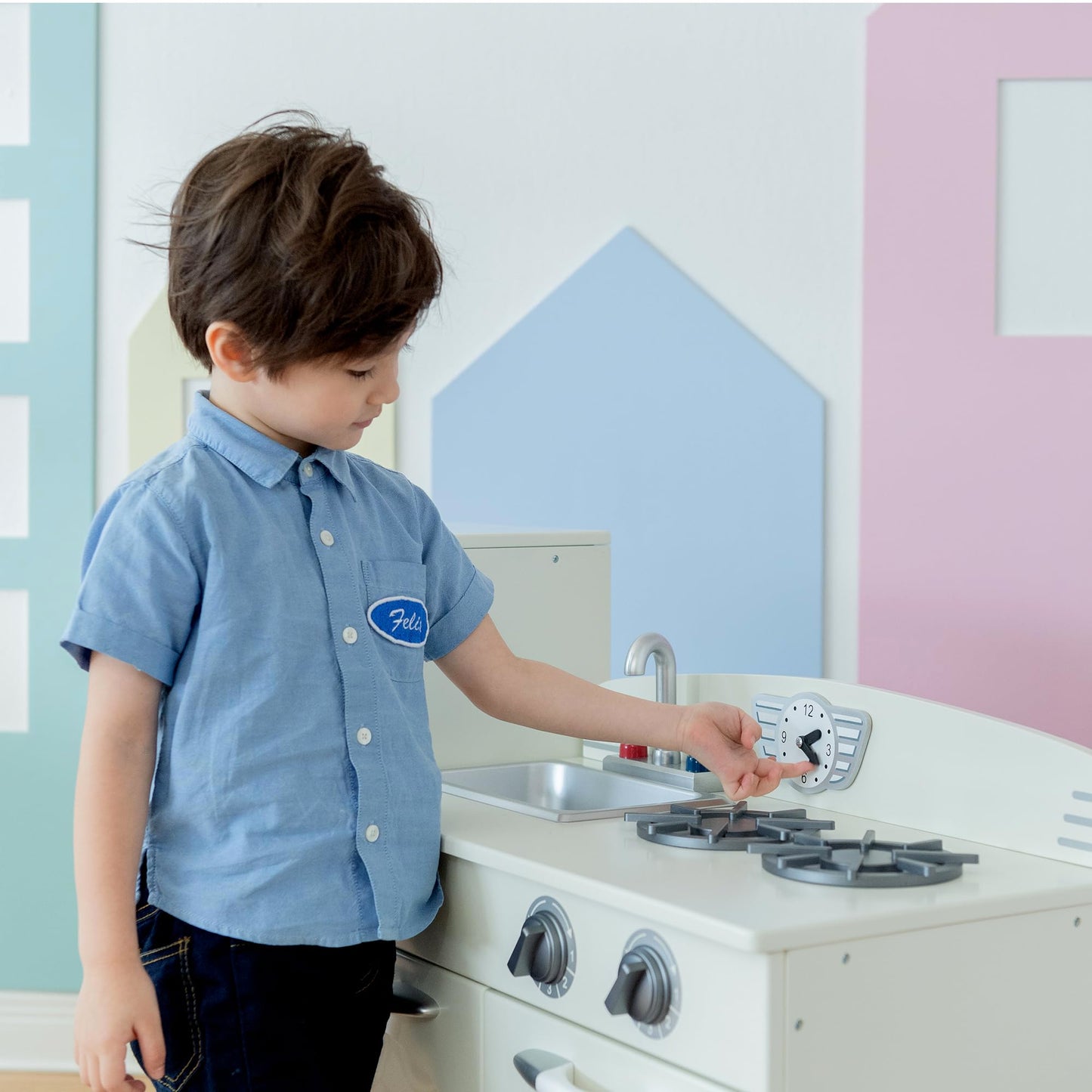 Teamson Kids Little Chef Fairfield Retro Modular Interactive Wooden Play Kitchen with Refrigerator, Sink, Stove, and Storage Space for Easy Clean Up, Off-White with Chrome Accents