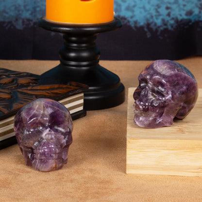 Hguxmcu Amethyst Crystal Skull, 1.4 Inch Miniature Hand Carved Reiki Healing Pocket Stone, Small Collectible Skull Figurine for Altar Home Office Decor, Crystal Statue Meditation Gift for Men Women