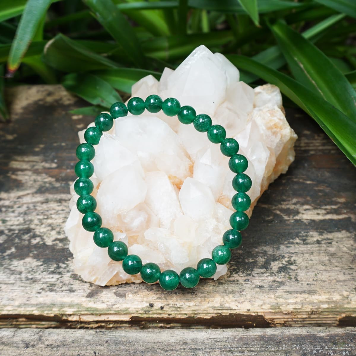 6MM Emerald Bracelet for Unisex | Fits for about 6-6.5'' Wrist | Birthstone of May | Heart Chakra Green Crysta| Spritual Healing Valentines Gift for Friends and Familys on any Festival