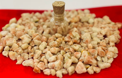 Indian Consigners Sunstone Tumbled Gemstone Chips – 100g Natural Crushed Healing Crystals for Energy, Mood Boosting, Manifestation & Home Décor