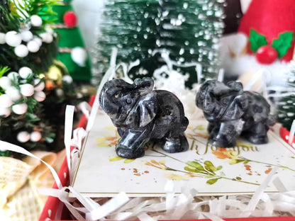 QINJIEJIE Crystals Elephant Decor Black Labradorite Cute Desk Stones Statue Polished Natural Gemstones Luck Decoration Home Room Office Pocket Figurine Meditation Spiritual Stocking Stuffers Gifts