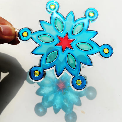 30 Sets Winter Snowflake Suncatchers Craft Kits DIY Glow In The Dark Window Paint Art Kit Christmas Snowflake Craft for Classroom Winter Christmas Holiday Seasonal Activities Art Project (Style1)